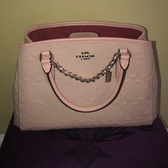 Brand New! Classy but fun!!! Take a look! - Picture 1 of 5